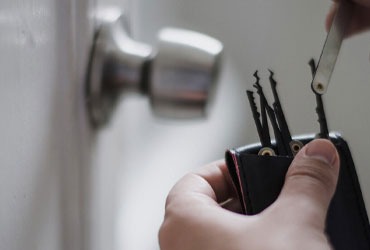 best locksmiths in Dubai 